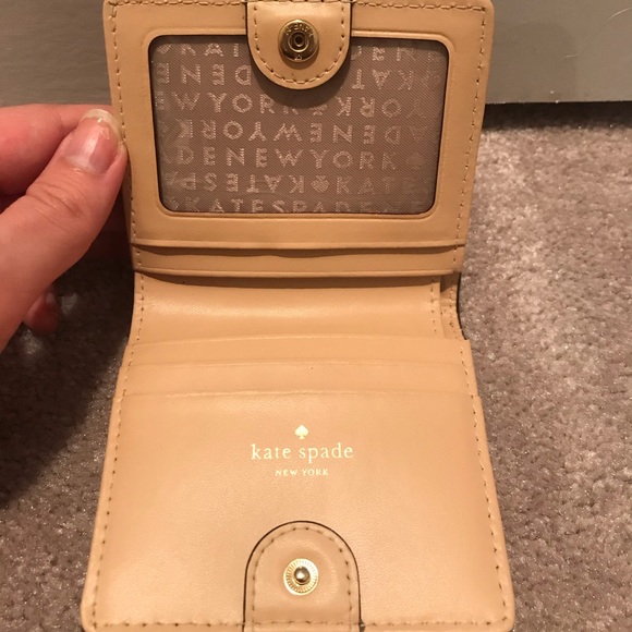 Kate Spade Wallet - Picture 2 of 3
